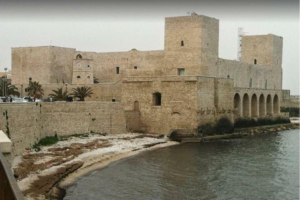 Affittacamere La Cattedrale Sul Mare 트라니 외부 사진