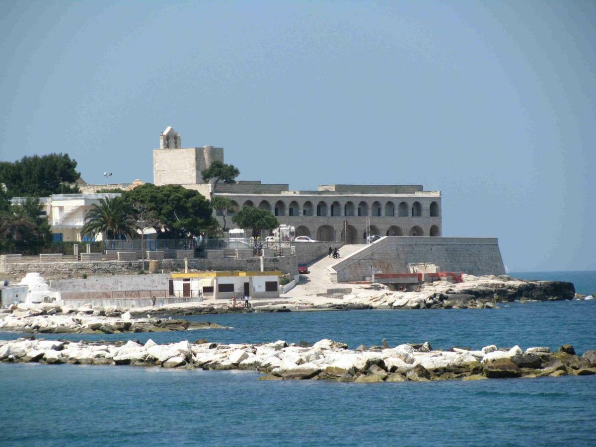 Affittacamere La Cattedrale Sul Mare 트라니 외부 사진